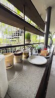 The Hide Hostel at Canggu - Adults Only