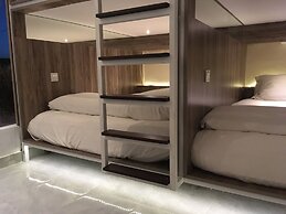 The Hide Hostel at Canggu - Adults Only