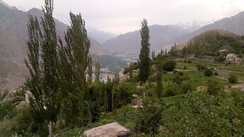 Hunza holiday Inn