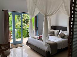 Gatsby Hotel and Hostel