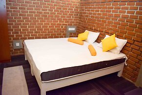 Laana Villa