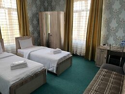 Chinor Garden Hotel