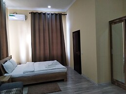 Chinor Garden Hotel