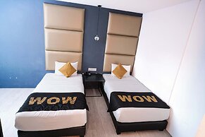 Capital O 91202 Wow Hotel