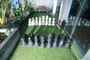 Capital O 91202 Wow Hotel