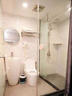 Capital O 91202 Wow Hotel