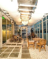 Capital O 91202 Wow Hotel
