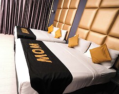 Capital O 91202 Wow Hotel