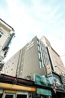 Capital O 91202 Wow Hotel