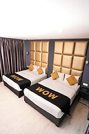 Capital O 91202 Wow Hotel