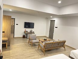 Green Oasis Hotel