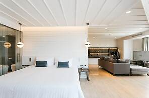SYN Boutique Hotel