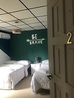 Hostal Travelers
