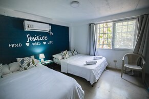 Hostal Travelers