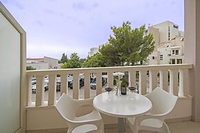 Aparthotel Flora