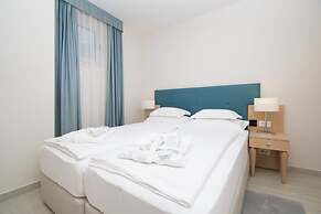 Aparthotel Flora
