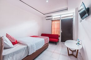 OYO 947 Angel Home Stay Syariah