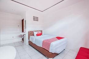 OYO 947 Angel Home Stay Syariah