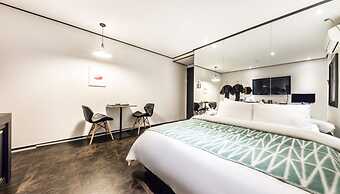 Gugi Hotel