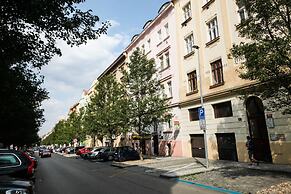 City Castle Aparthotel