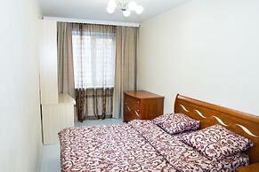 Apartment on Ostryakova St. 3