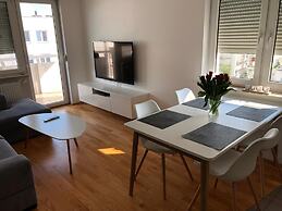 Apartament F&J 35