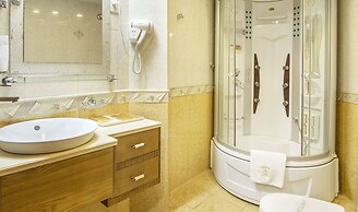 Royal house hotel