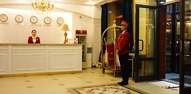 Royal house hotel