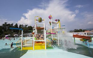 Sisan Family Resort