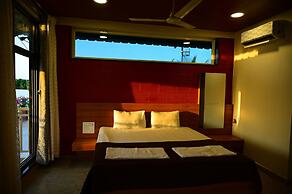 Hotel Parth Residency