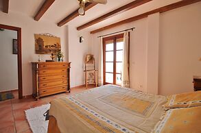 1055 Villa Cerrillo