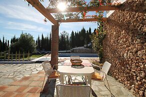 1055 Villa Cerrillo