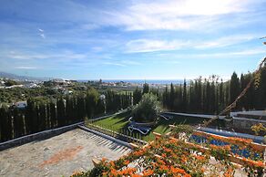 1055 Villa Cerrillo