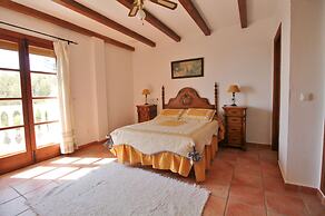1055 Villa Cerrillo