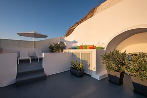 Santoterra Antigua Suites
