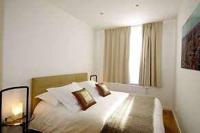 Suites 124