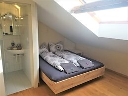 Studio directly by Lake Contance