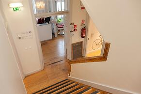 Living Lounge Hostel
