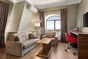 Ramada by Wyndham Van