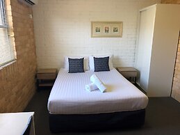 Hanbury Lodge