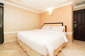 Hotel Istana Permata Dinoyo
