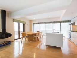 Kita Kitsune Chalet