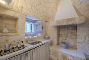 Trullo Palmento Cisternino by Typney