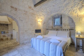 Trullo Palmento Cisternino by Typney