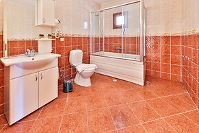Ekici Suites