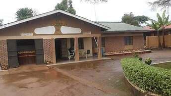 Palace Motel