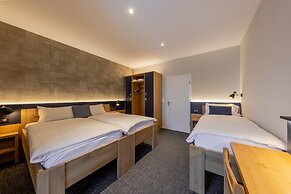 Villars Lodge