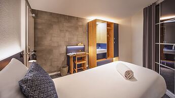 Villars Lodge