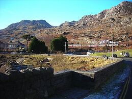 Bryn Elltyd Eco Self-Catering