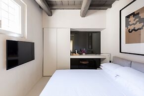 Hotel Scenario